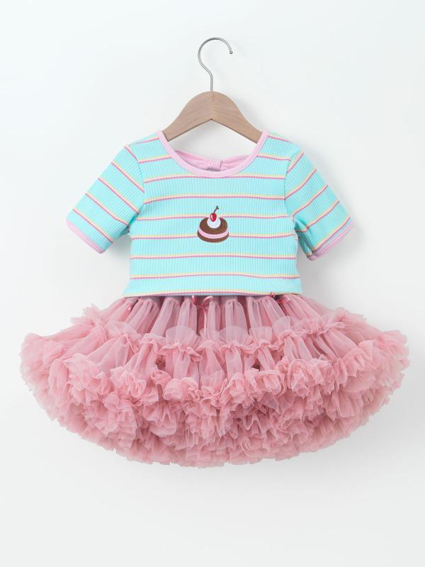 ・カテゴリ: 子供服セット・性別: 女の子用・スタイル: 韓国・セットタイプ: スカートセット・セット内容: 2点セット・対象年齢: 3〜8歳・袖丈: 半袖・生地加工: ソフト加工・厚さ: 薄手・柄: カートゥーン、迷彩・要素: ストライプ、リボン・主な素材: ナイロン 90%・基準: B類・着脱方式: プルオーバー・カラー展開: スカイブルー、ブルー、小豆色、レインボー・サイズ展開: 90cm、100cm、110cm、120cm、130cm、140cm