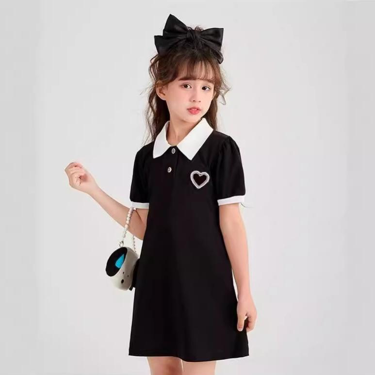 ワンピース 女の子 キッズ ジュニア 子供服 半袖 ポロシャツ襟 ハート柄 スクール風 プレッピー 韓国スタイル 通学 普段使い お出かけ 夏 サマー ブラック 黒 かわいい オシャレ 膝丈 Aライン フレア