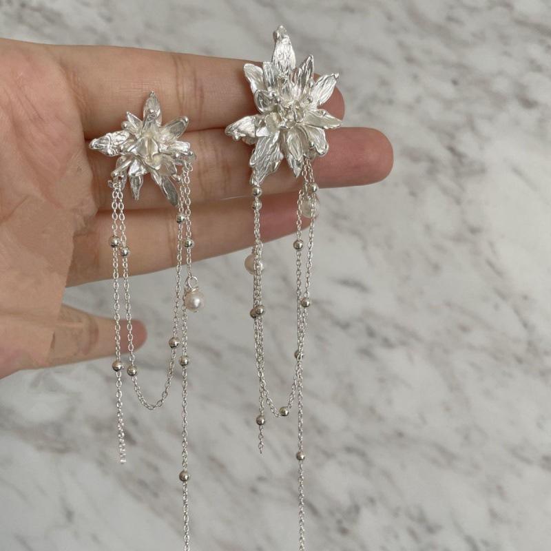 Cubic Zirconia - ピアス レディース イヤリング 耳飾り ハクモクレン パール パール タッセル ロング 揺れる シルバーメッキ 金属 中華風 レトロ 高級感 おしゃれ かわいい 上品 清楚 パーティー 結婚式 普段使い ホワイト