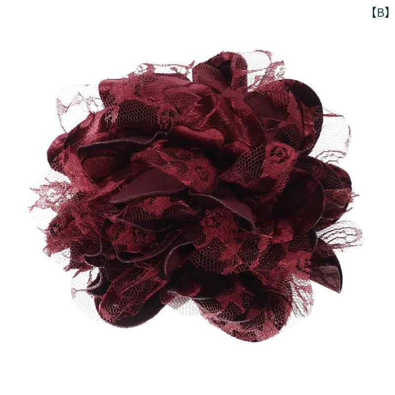 フロントップ楽天市場店の手芸 素材 ブローチ レディース コサージュ カメリア 山茶花 薔薇 バラ ベルベット ベロア 15cm 大ぶり フォーマル 結婚式 ビジネス 秋冬 高級感 上品 エレガント 華やか アクセサリー 赤 ワインレッド 黒 大きめ｜アングル3