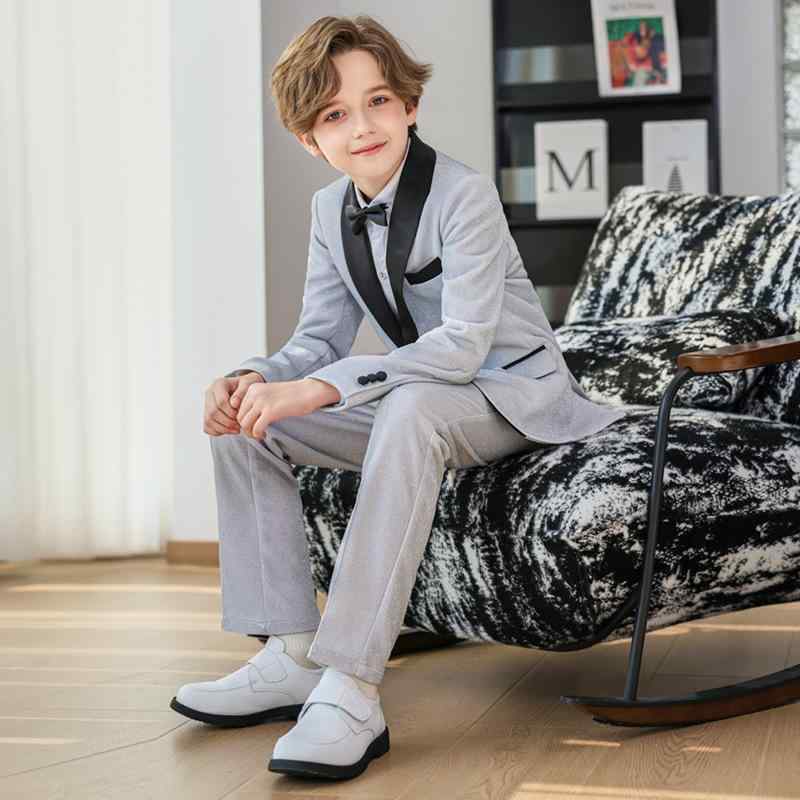 Rakuten - スーツ 男の子 セットアップ フォーマル 礼服 英国風 かっこいい 高級感 結婚式 発表会 七五三 ネイビー ブルー ワインレッド 長袖 無地 ボタン ポリエステル 秋冬 おしゃれ テーラードジャケット スラックス
