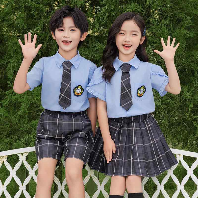 Top & Bottom Sets - 制服 セットアップ 男の子 女の子 キッズ ジュニア 小学生 幼稚園児 英国風 チェック柄 半袖 短パン 春夏 スポーツウェア 体操着 綿混 コットン 柔らかい 通気性 カジュアル フォーマル 発表会 お揃い 行事 上下