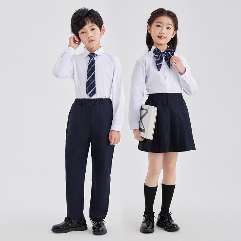 ・カテゴリ: 制服、スクールウェア・スタイル: アカデミック、プレッピー・対象年齢: 3〜8歳、身長100〜140cm・性別: 男女兼用・要素: セットアップ、カーディガン、ブリティッシュスタイル・生地加工: ソフト加工・生地名: サージ・主な素材: ポリエステル 80%・基準: カテゴリB・セット内容: ベスト、シャツ、ロングパンツ、スカート・カラー展開: 男の子半袖3点セット、女の子半袖3点セット、男の子長袖3点セット、女の子長袖3点セット、男の子ネイビーベスト4点セット、女の子ネイビーベスト4点セット、男の子グレーベスト4点セット、女の子グレーベスト4点セット・サイズ展開: 100cm、110cm、120cm、130cm、140cm、150cm、160cm、170cm、180cm
