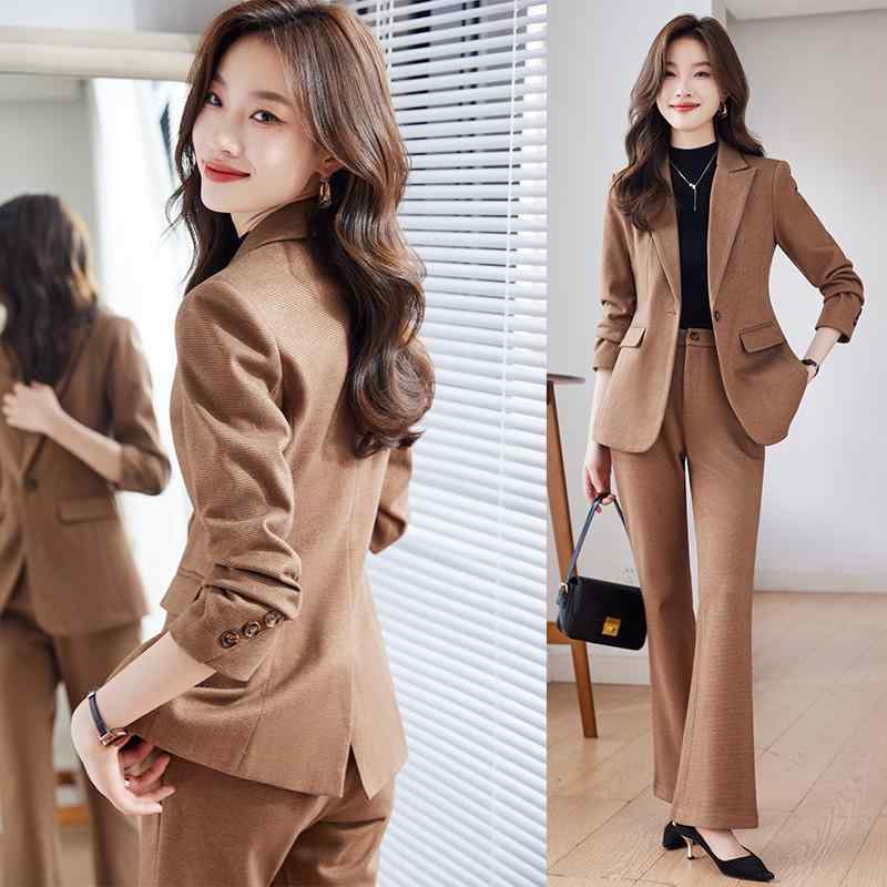 セットアップ レディース パンツスーツ テーラードジャケット 2点セット フレアパンツ ブーツカット 事務服 通勤 オフィス フォーマル カーキ 春秋 長袖 ロングパンツ 高見え 高級感 ウール混 ビスコース 無地 40代 シンプル カジュアル スタイル