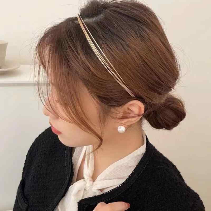 カチューシャ レディース ヘアバンド ヘアアクセサリー 髪飾り 髪留め ゴールド 金...