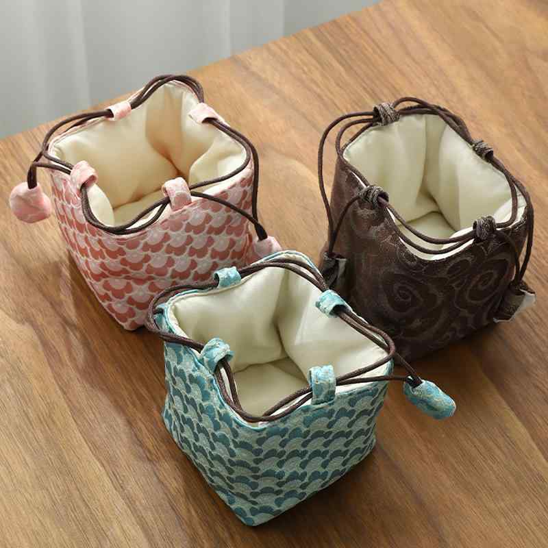 収納バッグ メンズ レディース 茶器ケース 茶碗 湯呑み 急須 茶道具 持ち運び用 クッション性 厚手 衝撃吸収 布製 和風 シック スカイブルー シャンパン コーヒー 上品 トラベル キャンプ おしゃれ 高級感 保護