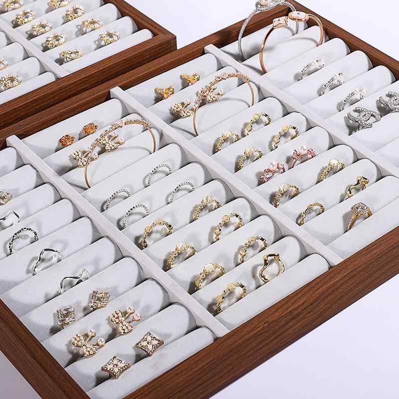 Accessories Supplies - ジュエリーディスプレイ メンズ レディース 指輪 ピアススタンド 収納 トレイ 一体型 長方形 高級感 繊維板 ウォルナット ベルベット レザー調 什器 宝石箱 アクセサリーケース 展示会 接客用 インテリア 秋冬