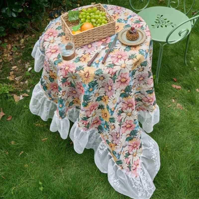 テーブルクロス ヨーロピアン クラシック アンティーク風 花柄 ジャガード 刺繍 レース フリル ボタニカル フラワー 食卓 リビング ダイニング インテリア 模様替え 防塵 装飾 厚手 ポリエステル 綿 混紡 ピンク ホワイト ブルー 高級感 エレガン