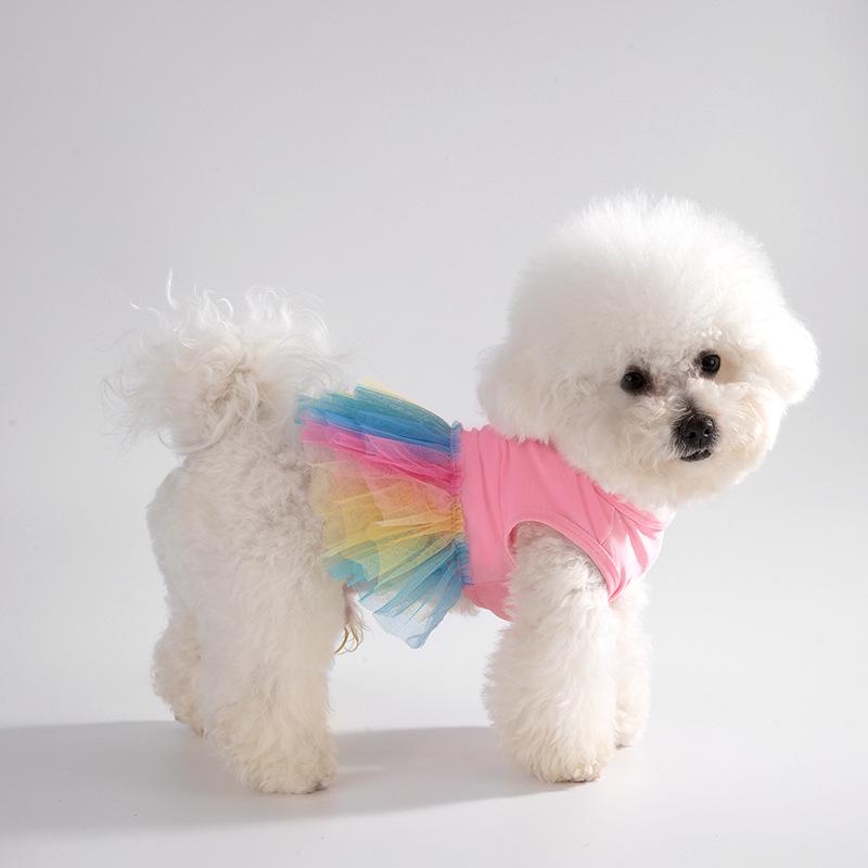 ペット 服 ワンピース 女の子 ドッグウェア 犬 ドレス プリンセス風 チュールスカート 春夏 かわいい 快適 通気性 薄手 軽量 散歩 お出かけ 結婚式 パーティー 記念撮影 白 黄 緑