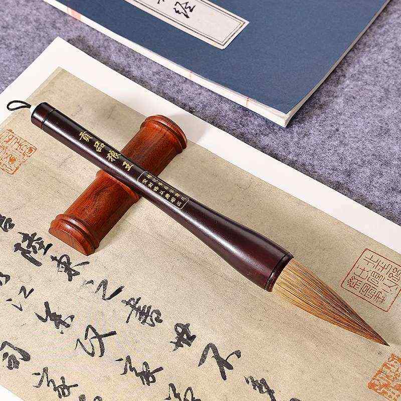 ・対象: 専門家・毛種: 狼毫・品名: 貢品狼王・筆文字種類: 斗筆・筆先材質: 硬毫筆・筆の種類: 湖筆・種類展開: 貢品狼王 単品