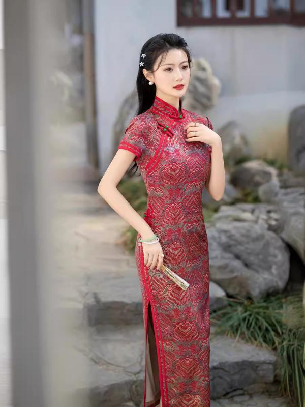 樂天商城 - チャイナドレス レディース ミセス ロング丈 ワンピース 中華服 レトロ モダン 立ち襟 三分袖 春夏 普段使い 発表会 舞台衣装 低めスリット ファスナー 総柄 ゴールドプリント ポリエステル 伸縮性 高級感 赤 緑
