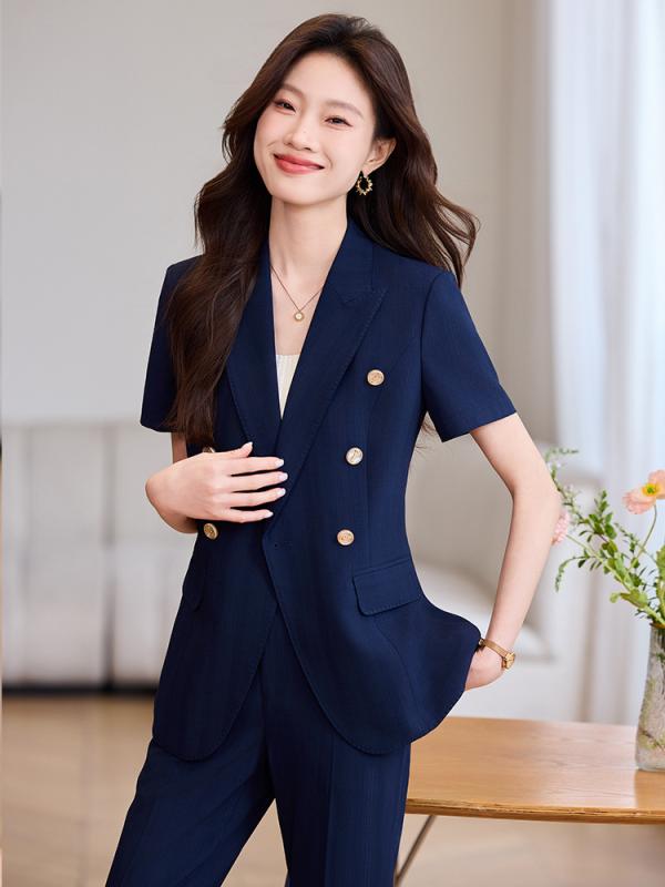 Rakuten - セットアップ レディース パンツスーツ 半袖 テーラードジャケット 事務服 ビジネス 接客 上品 高級感 ボタン 春夏 ライトブルー ネイビー ピンク ポリエステル 伸縮性 無地 スラックス 2点 40代