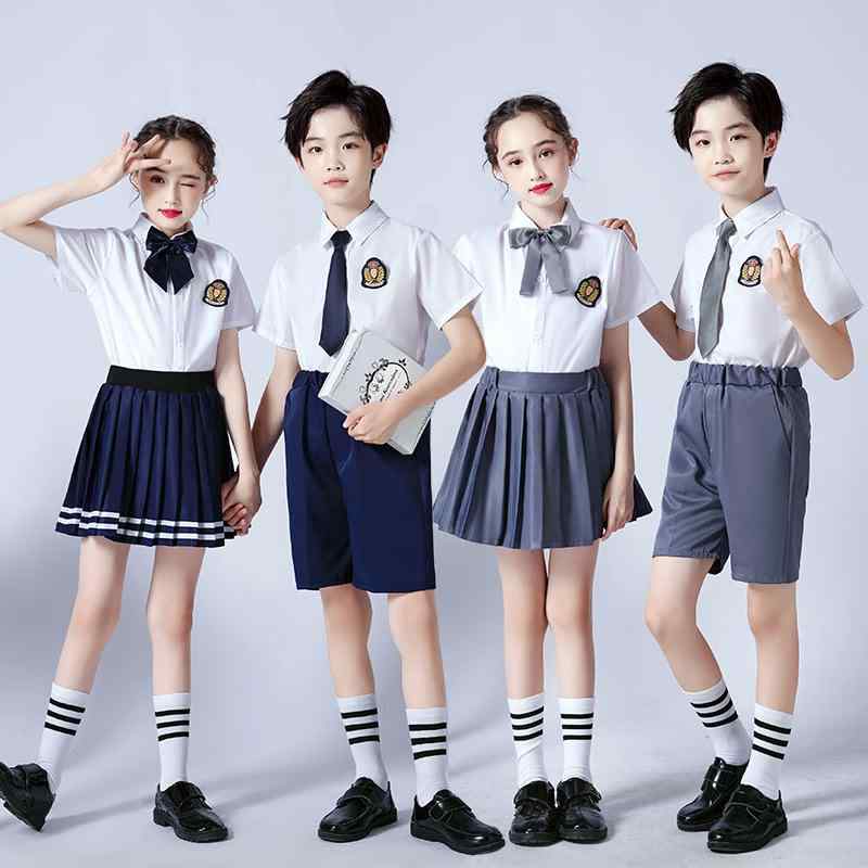 ・カテゴリ: 制服、学生服・スタイル: スクール風・: ブリティッシュスタイル・対象: 男女兼用・対象年齢: 3歳〜8歳・素材: コットン混紡、ポリエステル・カラー: ネイビー、グレー・サイズ展開: 100cm、110cm、120cm、130cm、140cm、150cm、160cm、170cm、180cm、190cm