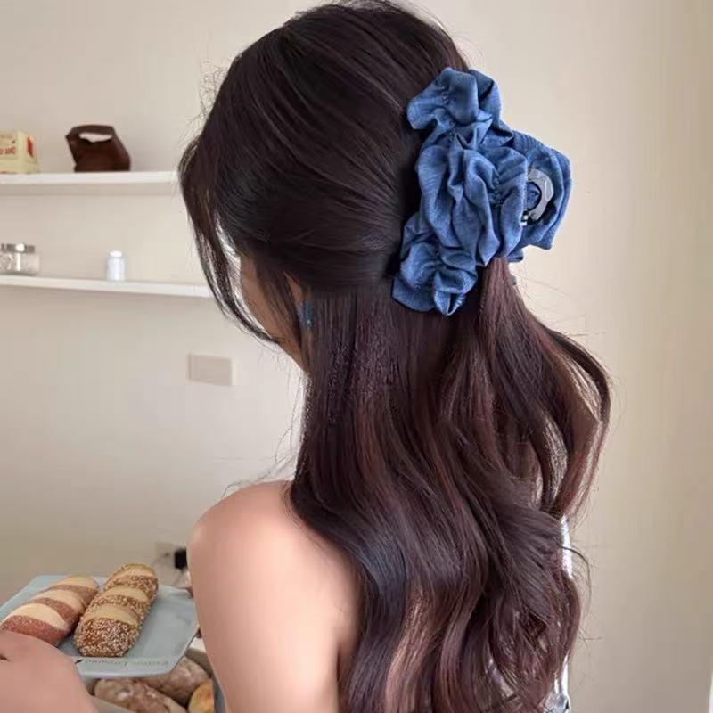バンスクリップ レディース デニム プリーツ ファブリック ヘアアクセサリー 大きめ 高級感 まとめ髪 後頭部 ハーフアップ 毛量多め ネイビー ロイヤルブルー グレー 春夏 ナチュラル フェミニン 大人かわいい