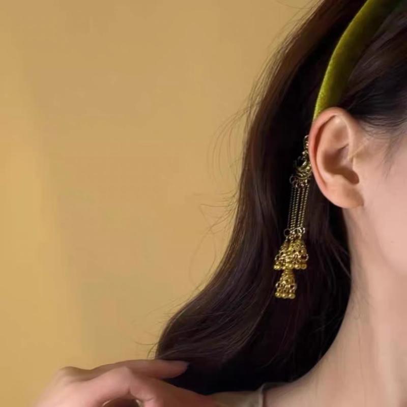 カチューシャ レディース 秋冬 ヘアアクセサリー ベロア ヴィンテージ風 フリンジ タッセル グリーン ブラック ゴールド 樹脂 高級感 ボリューム 上品 洗顔 メイク 髪飾り かわいい おしゃれ 小顔効果 エレガント