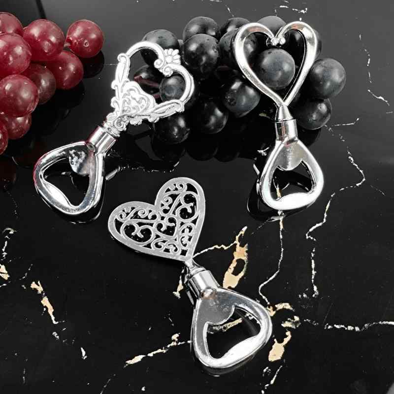 栓抜き ハート型 オープナー 結婚式 誕生日 お祝い 記念 贈り物 プレゼント 亜鉛合金 飲料 ビール 瓶 コンパクト 軽量 高級感 おしゃれ かわいい シルバー キッチンツール メタリック 手のひらサイズ 便利