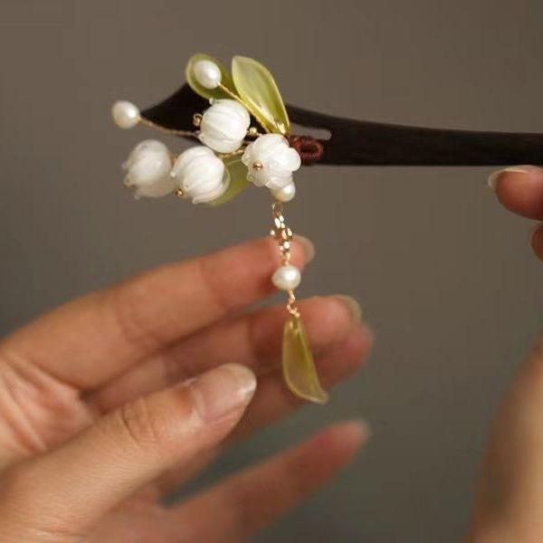 ・素材: 合金・スタイル: レトロ・モチーフ: 花・加工: ハンドメイド・カラー: 鈴蘭の花蕾・カテゴリ: ヘアアクセサリー、かんざし