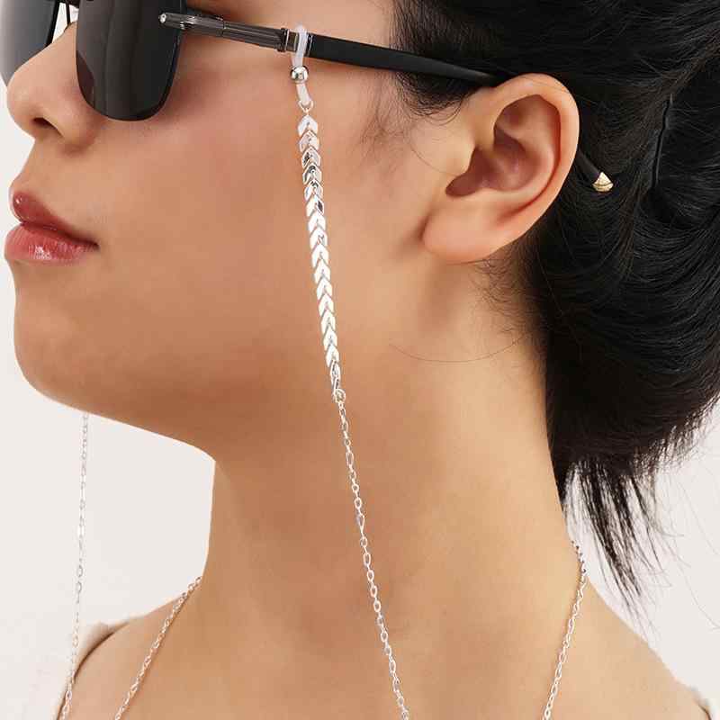 Chains - 眼鏡チェーン レディース 母の日 プレゼント マスクストラップ グラスコード リーフモチーフ 葉っぱ メタリック 合金 滑り止め 落下防止 高級感 シンプル カジュアル 通勤 欧米風 ゴールド シルバー オールシーズン