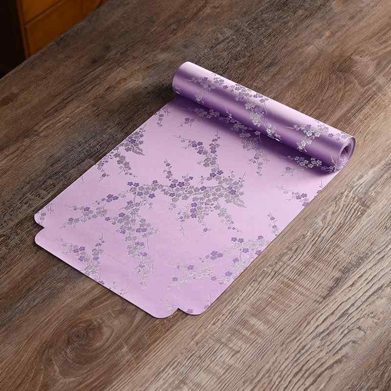 Table Runners - テーブルランナー ティーマット 敷物 防水 撥水 リバーシブル サテン 中国風 シノワズリ 長方形 布製 梅 蓮 紫 ラベンダー 高級感 伝統的 華やか エレガント クラシック インテリア キッチン 雑貨 ダイニング 書斎 リビング