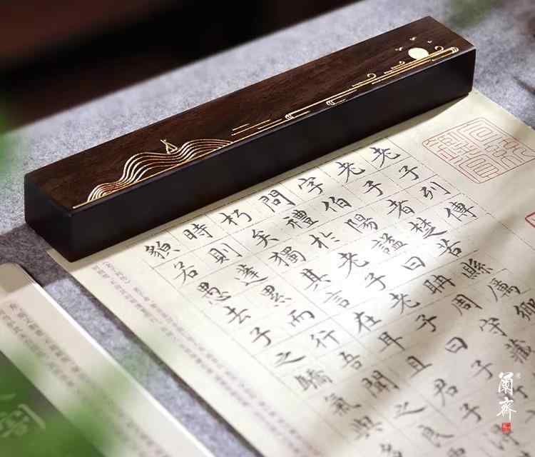 ・工芸: 彫刻・素材: 黒梓木・種類: 一鹿高升、乘风破浪、万象更新、良辰美景、仙山楼閣図、搗練図、西園雅集図、清明上河図、漢宮春暁図、桐蔭鑑古図、仿宋院本金陵図、十二月月令図八月