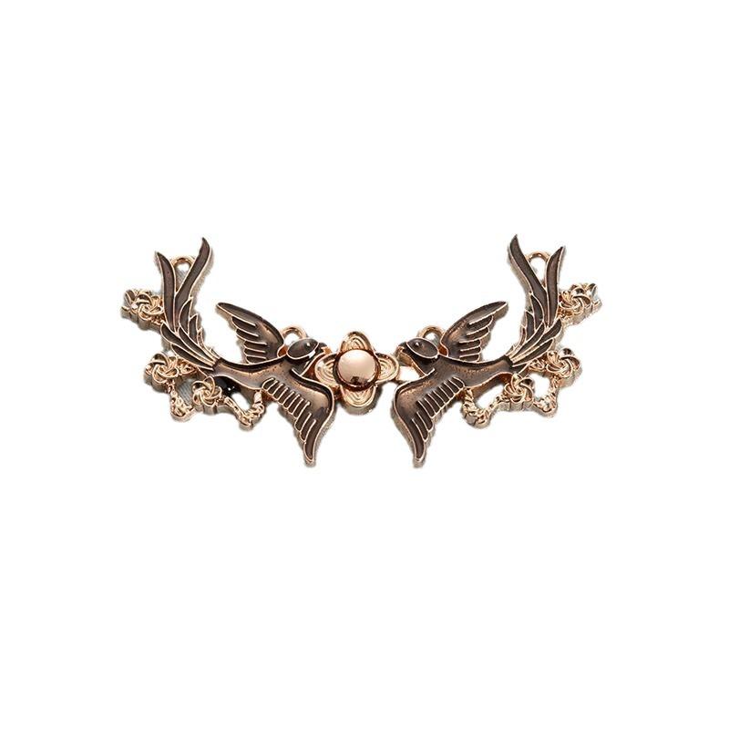 ボタン レディース メンズ 漢服 留め具 金属 燕 ツバメ チャイナドレス アクセサリーパーツ マント ケープ コート 和装小物 合金 伝統的 エナメル 上品 高級感 華やか 普段使い パーティー ゴールド ホワイト ブラック