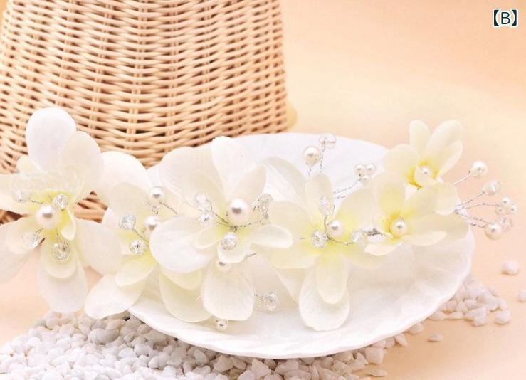 ティアラ レディース 髪飾り ヘッドドレス ウェディング ブライダル 結婚式 ヘアアクセサリー クラウン 王冠 ハンドメイド ラインストーン ビジュー レース リボン フラワー 花 華やか 高級感 韓国 秋冬 ホワイト レッド か 3
