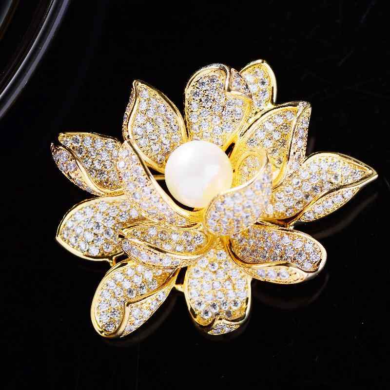 ブローチ レディース 蓮の花 パール ジルコニア フラワー 電気メッキ加工 エレガン...