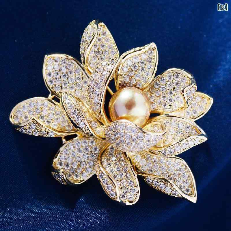 ブローチ レディース 蓮の花 パール ジルコニア フラワー 電気メッキ加工 エレガン...