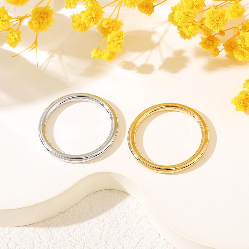乐天商城 - リング レディース 指輪 シンプル ステンレス 光沢 つやあり マット ゴールド シルバー 華奢 細身 重ねづけ インデックス ピンキー 韓国 金属 電気メッキ加工 かわいい 上品 普段使い