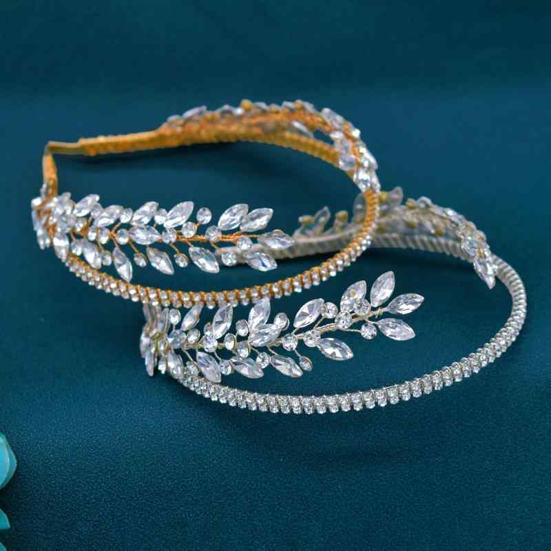 ヘッドドレス レディース カチューシャ ヘアバンド ジルコニア ラインストーン ビジュー キラキラ ハンドメイド 柔軟 立体 華やか シルバー ゴールド ウェディング ブライダル 結婚式 春夏 高級感