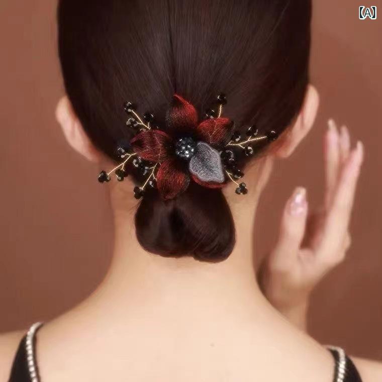 ヘアクリップ レディース バレッタ アクセサリー 高級感 クリスタル フラワー 三日月型 アーチ状 まとめ髪 ピン 大きめ 大きいサイズ ハンドメイド 華やか 上品 フォーマル 結婚式 秋冬 ワインレッド ブルー ピンク
