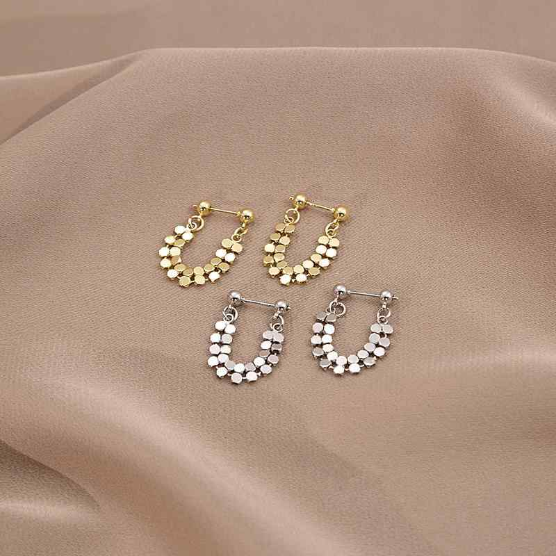 ピアス レディース シルバー 銅製 金属 ゴールド 2WAY フリンジ タッセル チェーン スパンコール 揺れる 幾何学模様 サークル フープ U字 上品 高級感 個性的 電気メッキ加工 春夏 通勤 結婚式 パーティー
