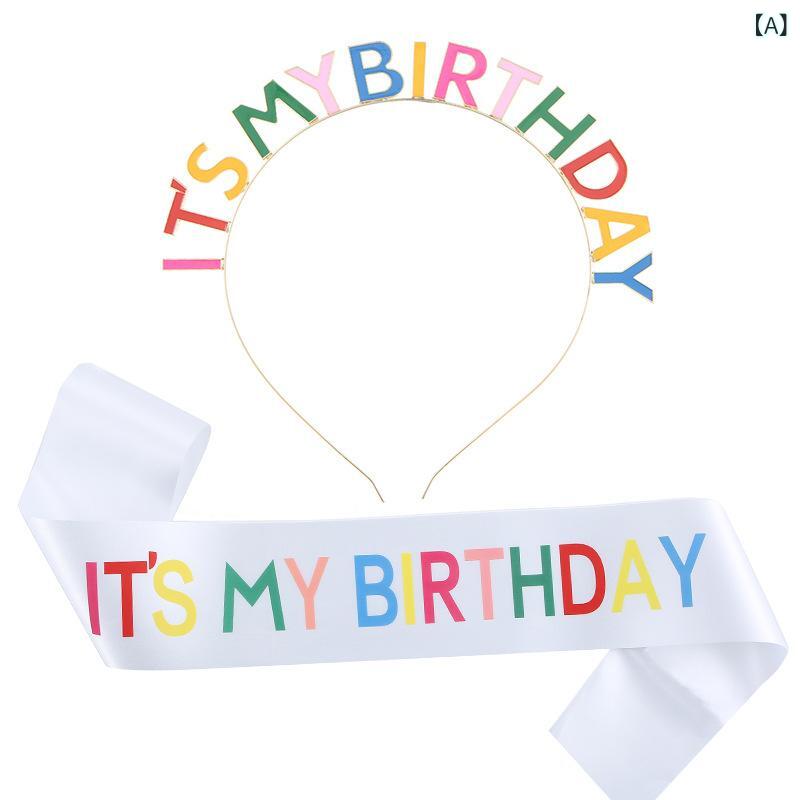Other - カチューシャ 女の子 誕生日 バースデー パーティー 肩掛け サッシュベルト セット 記念日 お祝い 撮影用 サテン 亜鉛合金 電気メッキ加工 カラフル 白 黒 文字入り かわいい 華やか 主役 子供 キッズ 演出 小道具
