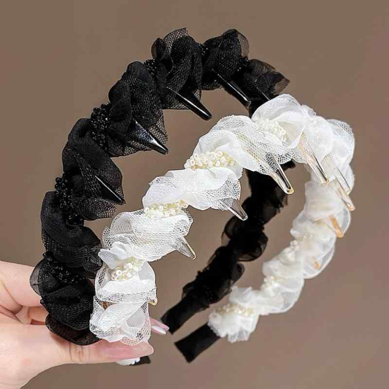 ・カテゴリ: ヘアアクセサリー・素材: 混合素材・製法: ハンドメイド・カラー展開: ホワイトメッシュ、ブラックメッシュ、パリプリンセス、ブラッククリスタル・要素: 不規則、アシンメトリー・スタイル: フェミニン、スウィート・対象: レディース