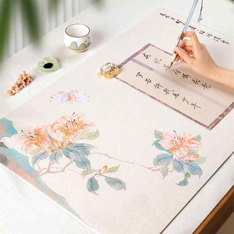 ・型番: フェルト・素材: 繊維・品名: フェルト・ウール混紡率: 60%・サイズ展開: 69cm x 45cm, 100cm x 70cm
