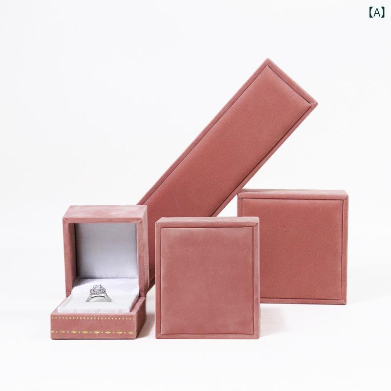 乐天商城 - ジュエリーボックス レディース アクセサリーケース 宝石箱 高級感 箔押し 指輪 ネックレス ブレスレット バングル ペンダント 収納 プレゼント ギフト 小物入れ ベルベット調 イタリア風 ピンク ネイビー レッド 上品 シック
