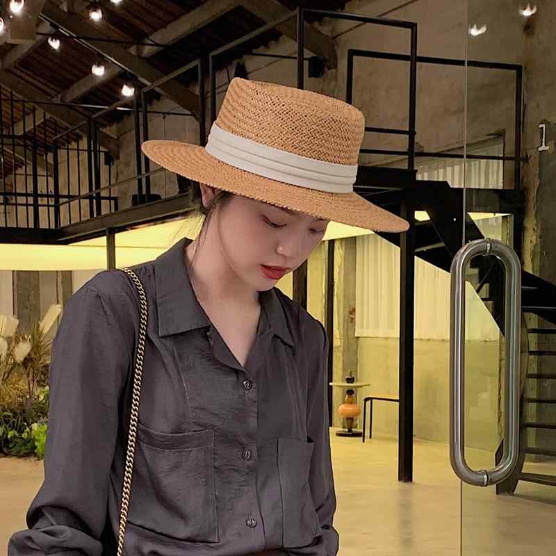 麦わら帽子 レディース カンカン帽 春夏 ストローハット つば広 ビーチハット 日よけ帽子 UVカット 紫外線対策 レトロ ヴィンテージ風 おしゃれ フレンチスタイル ラフィア ナチュラル 海 リゾート 旅行 ライトブラウン ベージュ ブラック