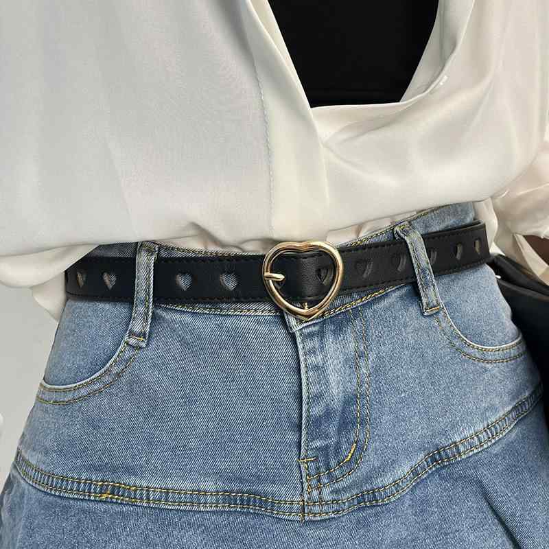 ベルト レディース ハート スクエア ピンバックル シンプル かわいい 上品 高級感 合成革 PUレザー 通勤 通学 普段使い ジーンズ デニム パンツ ズボン スカート 黒 白 ピンク 春夏 ファッション小物