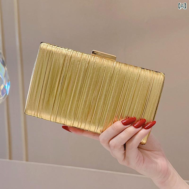 ・素材: PU・使用シーン: デイリーユース・裏地: ポリエステル・バッグタイプ: ボックスバッグ・形状: 横型スクエア・要素: ギャザー、チェーン・開閉仕様: ロック式・スタイル: トレンド・硬さ: 中〜硬め・内ポケット種類: 内側ポケット