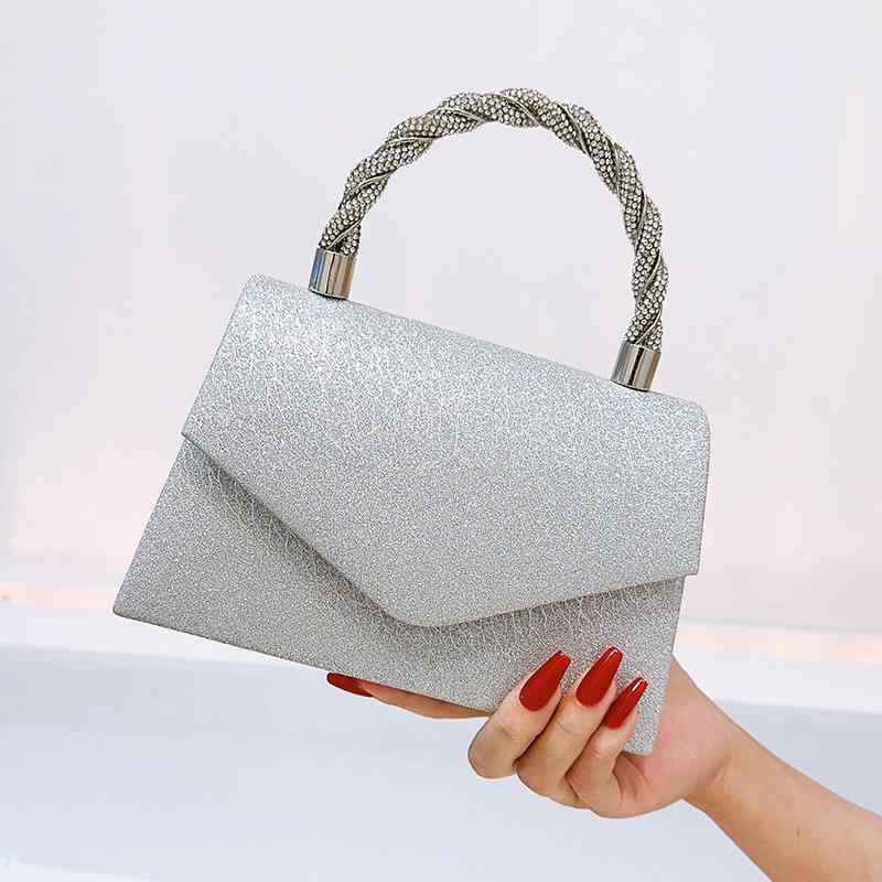 バッグ レディース 鞄 クラッチ ショルダー ポシェット ミニ スクエア キラキラ ラインストーン ビジュー 上品 結婚式 二次会 パーティー シルバー ゴールド 春夏 PUレザー チェーン マグネット