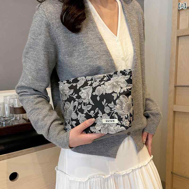 ポーチ レディース 化粧品収納袋 バニティケース コスメ 大容量 貝殻型 花柄 フラワー ブラック シルバー 欧米スタイル ヴィンテージ風 レトロ パーティーバッグ クラッチ 結婚式 普段使い 春夏