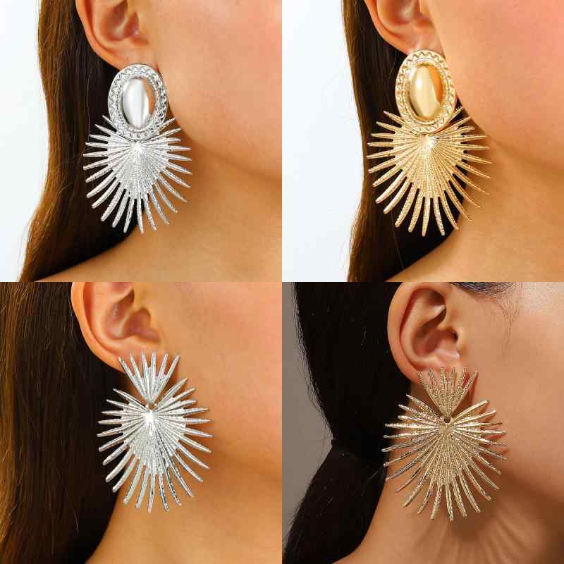 Opal - ピアス レディース 欧米風 ファッション 大ぶり 個性的 高級感 クリエイティブ ひまわり 太陽 扇形 フリンジ タッセル 合金 電気メッキ加工 春夏 ゴールド ホワイト ジュエリー 揺れる 華やか 存在感