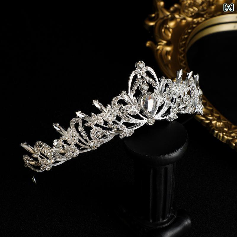 フロントップ楽天市場店のティアラ レディース ヘアアクセサリー ヘッドドレス 王冠 クラウン 髪飾り バロック ヴィンテージ風 高級感 ウェディング 誕生日 パーティー クリスタル 合金 電気メッキ加工 シルバー ゴールド ホワイト｜アングル2
