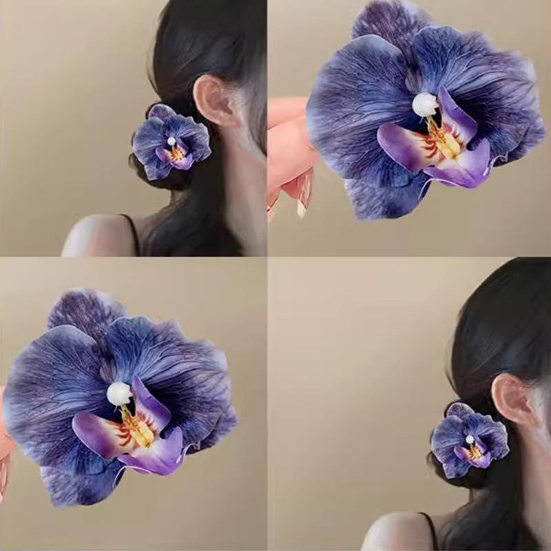 ・カテゴリ: ヘアアクセサリー・対象: レディース・スタイル: リゾート、フェミニン・素材: 布・タイプ: サイドクリップ、前髪クリップ、ダッカールクリップ・製法: ハンドメイド・モチーフ: モクレン、植物・カラー展開: ブルーパープル、コーラルピンク、ブルー、オレンジ、ホワイト、グリーン