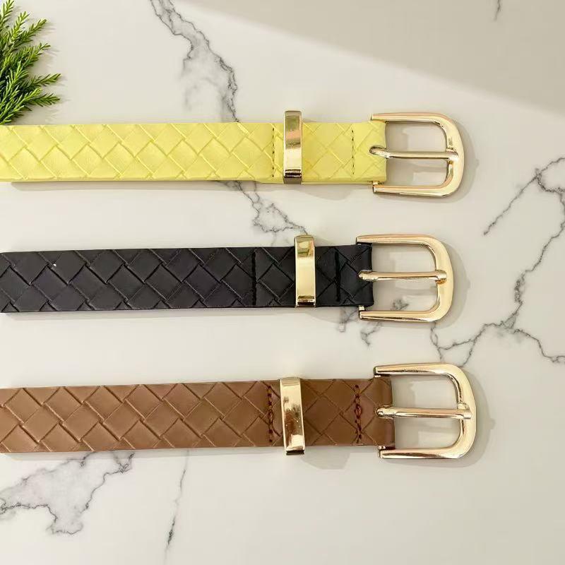 ベルト レディース 編み込み 合成革 フェイクレザー ピンバックル 合金 和柄 エスニック おしゃれ かわいい シンプル ビジネス 通勤 通学 カジュアル ジーンズ パンツ 飾り 高級感 春夏 ブラック イエロー ダークブラウン 細見え 婦人 上品 ス
