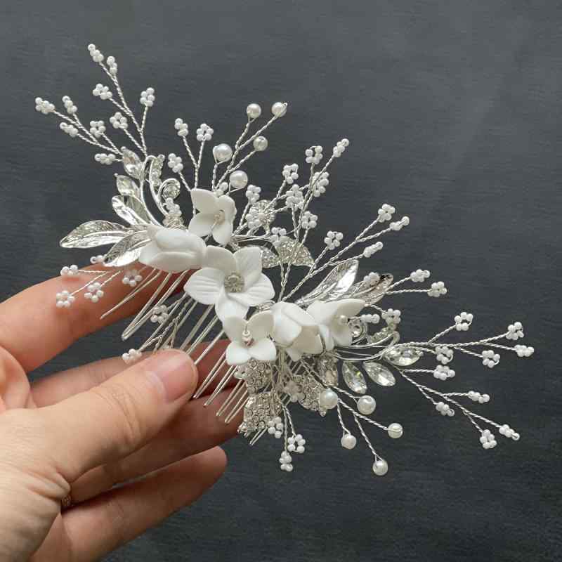 ヘッドドレス レディース ヘアアクセサリー 髪飾り ウェディング 結婚式 披露宴 ホワイト ゴールド ピンク 花嫁 フラワー モチーフ かんざし コーム ピン 上品 華やか エレガント かわいい 大人 春夏