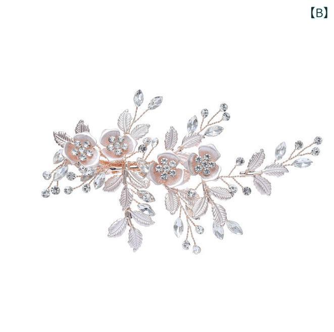 フロントップ楽天市場店のヘッドドレス レディース 髪飾り ヘアアクセサリー コーム クリップ ブライダル 花嫁 結婚式 パーティー ウェディング かわいい 韓国 パール ラインストーン キラキラ 合金 ゴールド シルバー ピンク系 春夏｜アングル3