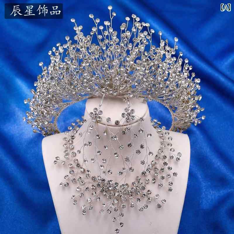 フロントップ楽天市場店のティアラ レディース ヘッドドレス 髪飾り ヘアアクセサリー 結婚式 披露宴 パーティー シルバー ゴールド オーロラ ラインストーン 王冠 カチューシャ ハンドメイド キラキラ エレガント ヴィンテージ風 高級感｜アングル2