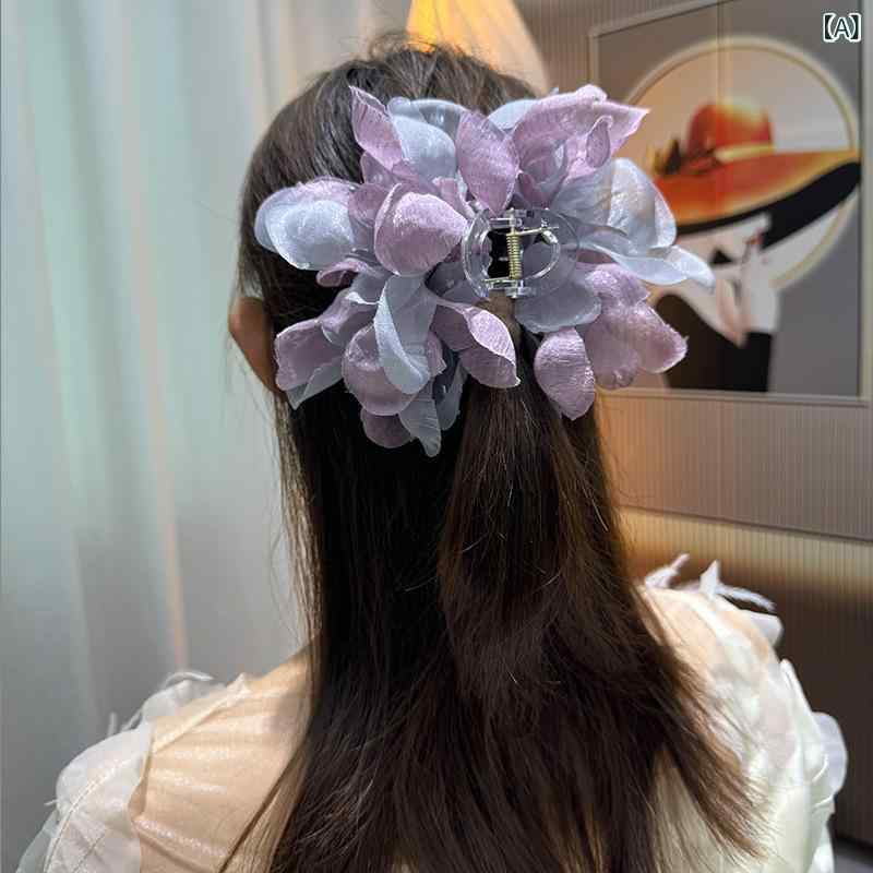 ・カテゴリ: ヘアアクセサリー・スタイル: シャーククリップ・加工: ハンドメイド・タイプ: バンスクリップ・カラー展開: パープル、ピンク、ブルー、ホワイト・要素: ラインストーン、花、植物・テイスト: 清潔感、フェミニン、韓国・素材: プラスチック、樹脂・対象: レディース