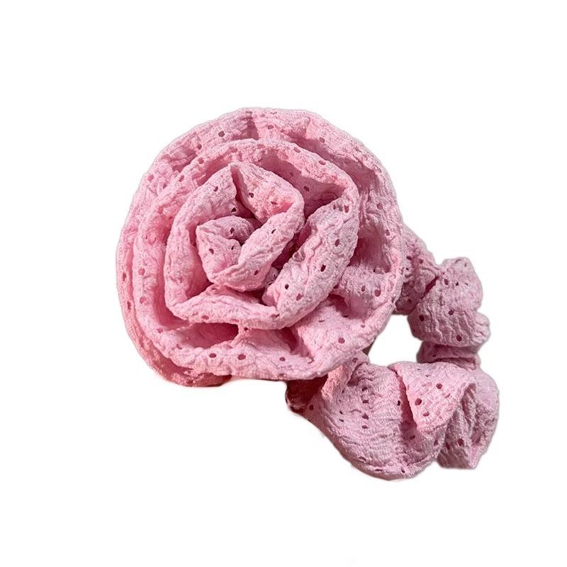 ヘアアクセサリー レディース シュシュ 髪飾り バラ 薔薇 花 フラワー 三つ編み フレンチスタイル カントリー 清楚 布製 ハンドメイド 高弾力 伸縮性 春夏 赤 ピンク ライトブルー 上品 かわいい おしゃれ